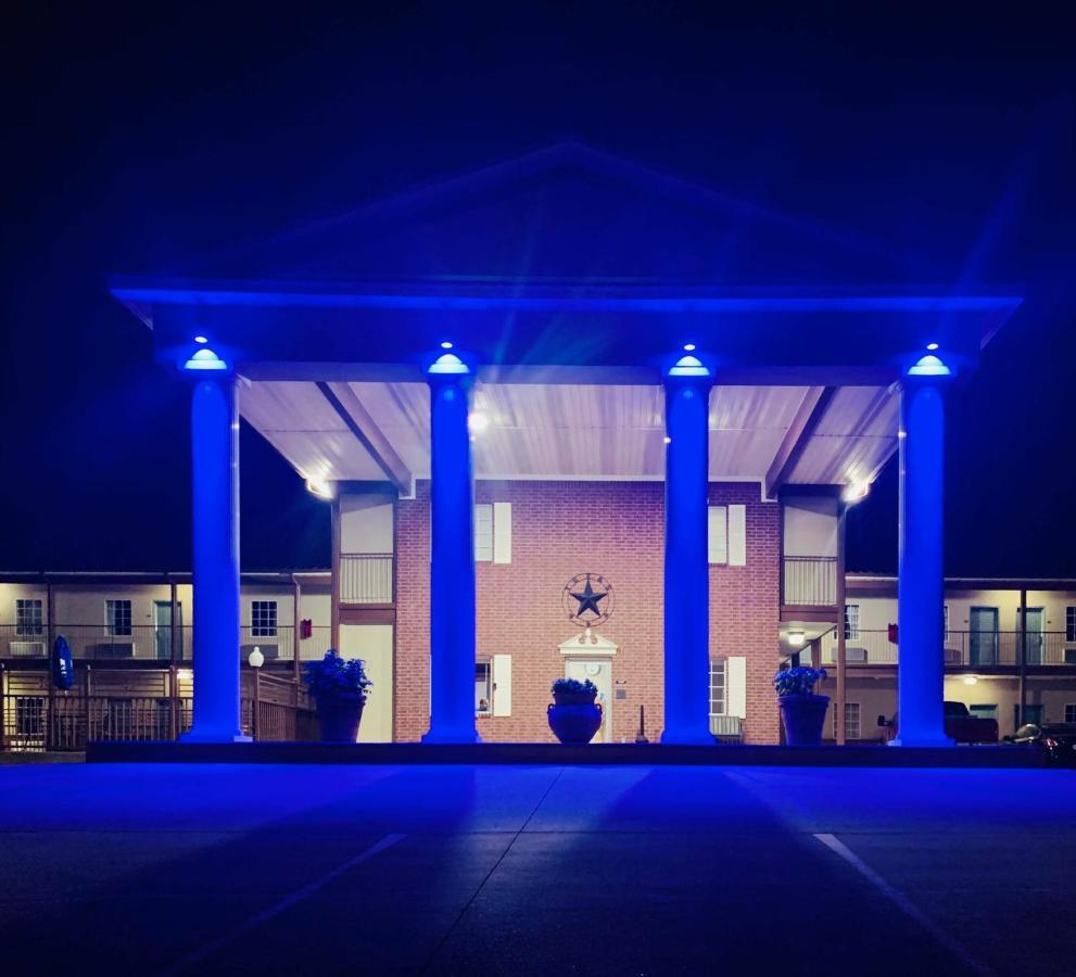 Rusk Weston Inn & Suites מראה חיצוני תמונה